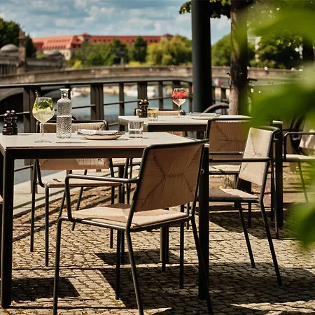 Hotell Radisson Collection Hotel, Berlin