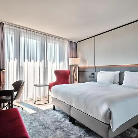 Radisson Collection Hotel, 5* Berlin