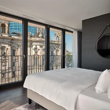Radisson Collection Hotel,