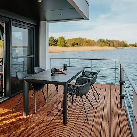 Graebendorfer 보트호텔 Laasow