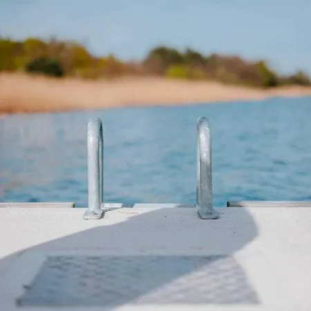 Graebendorfer 보트호텔 *