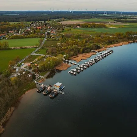 Graebendorfer 보트호텔 Laasow